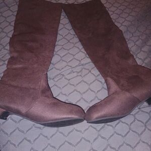 Elegant Brown Knee-High Women's Boots
